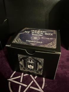 WITCH BOX / box ésotérique / Lune sacrée // idée cadeau // autel de voyage  -  France